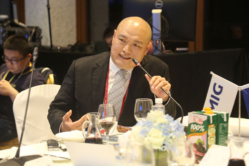 �����������P(gu��n)�I�~�����@ʾOLED�ИI(y��)