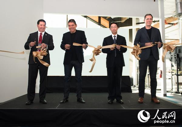 ���v��(chu��ng)ʼ�ˮ�����������������ף���һ�����Ї�(gu��)�v�f��ɽ�����I(l��ng)�����£��Ҷ���������(gu��)���ݱ��h�T����ɭ����v�����������ü�����