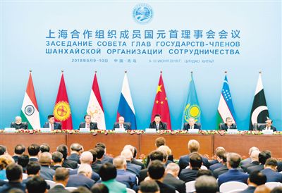 6��10�����Ϻ������M���ɆT���I(l��ng)��(d��o)�˹�ͬ��Ҋӛ����������ϯ��(x��)��ƽ������ϯ��Ԫ�װl(f��)���vԒ��ӡ�ȿ���Ī�ϡ����_��˹̹���y(t��ng)�{������Ү����������˹˹̹���y(t��ng)����e�Ʒ򡢰ͻ�˹̹���y(t��ng)��ِ�������_˹���y(t��ng)�վ���������˹̹���y(t��ng)����������Ɲ�e��˹̹���y(t��ng)�נ���(j��)�sҮ���ϯ�����A��ӛ�� �� ��z