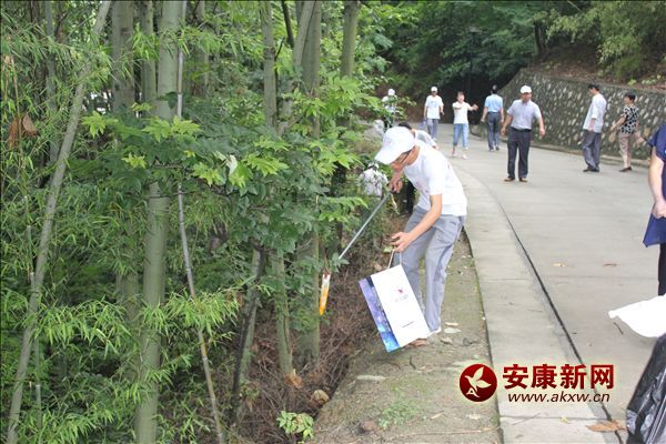 ��ʰ��ɫ��������������h(hu��n)��  �� ����  �z��.JPG