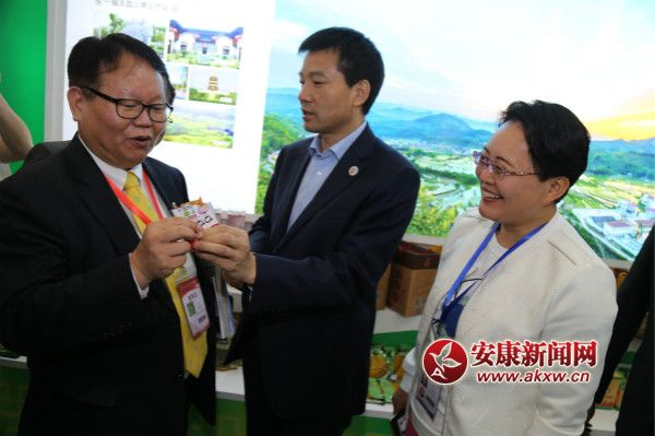 ��ί��ӛ�솢�����_(t��i)�̽�B�h�ħ��a(ch��n)Ʒ  ����  �z_meitu_21.jpg