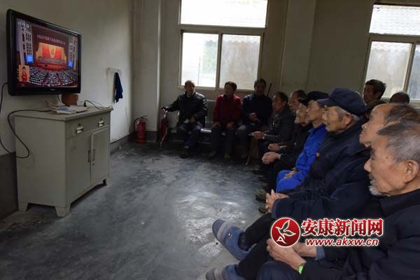 �Ƀ������������(zh��n)����Ժ�����屣�����˂������R�R����һ�����۾����� ��������S�� �����ͣ�.jpg