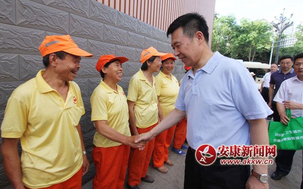 ���࿴��ο��(w��n)�ߜ���(ji��n)�؍�λ��һ��������