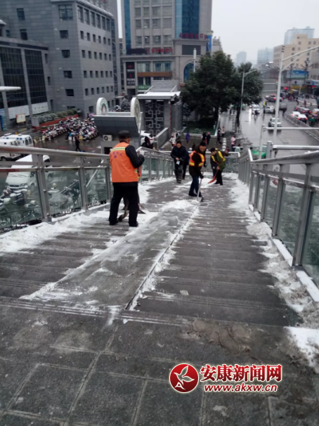 �ս���ѩ�����Y(ji��)��