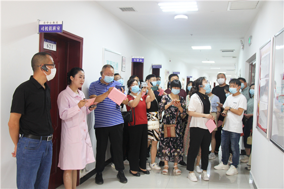 全市精神文明創(chuàng)建工作觀摩活動走進市中心血站