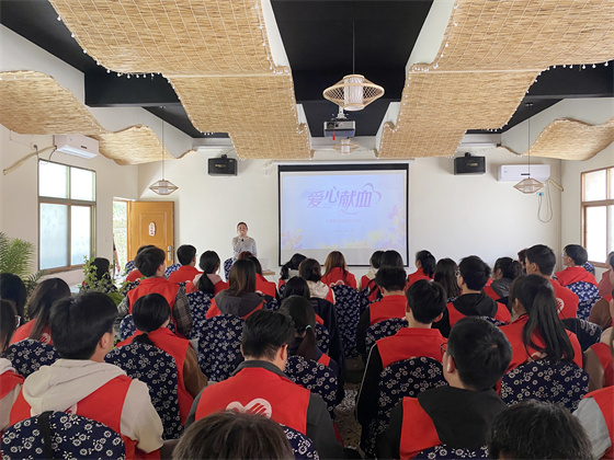 緬懷沈氏三賢 弘揚勤廉家風|安康市中心血站聯(lián)合安康學院團委開展愛國主義教育活動